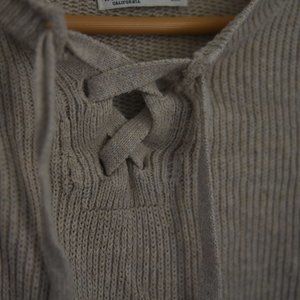 Hollister Knit Sweater Size Small